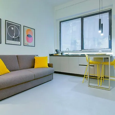 Mono Apartment *